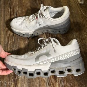 On Running Athletic Shoes in Gray and White